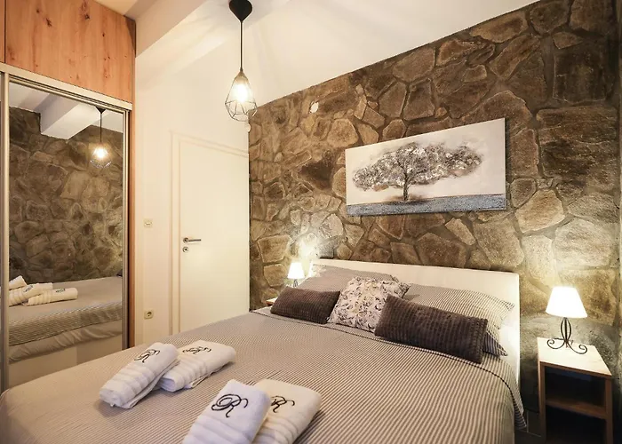 Tatil Evi 4 Bedroom Cozy In Nin