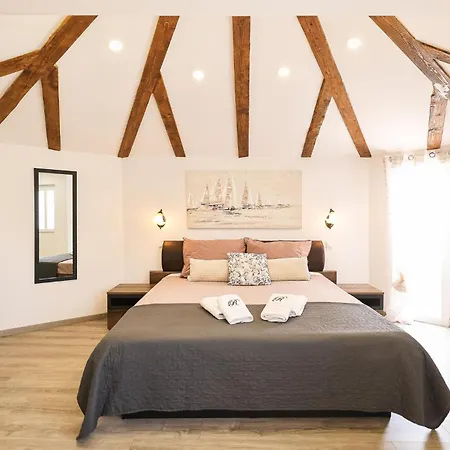 Beautiful In With House Sea View Holiday home *
